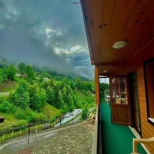 Konak Grand Apart，位于乌宗的酒店