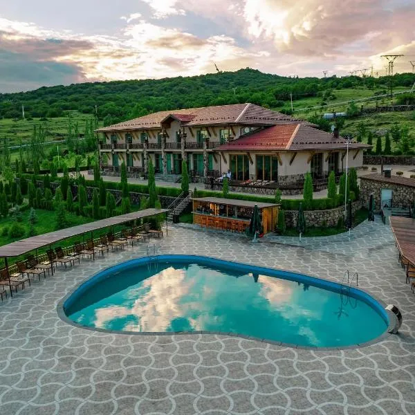 安博德酒店，位于Aragats的酒店