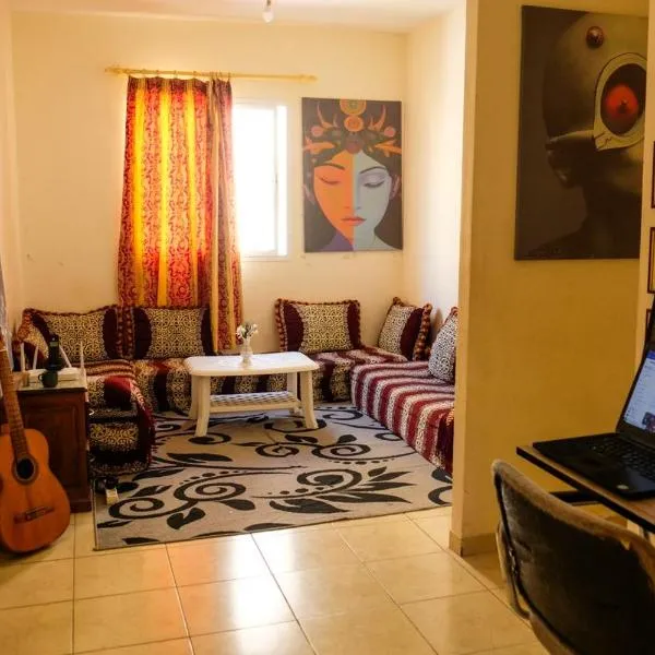 Room in Agadir Morocco，位于Ait Melloul的酒店