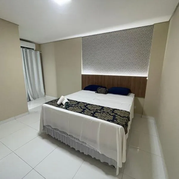 HOTEL LA SIERRA，位于博多克纳的酒店