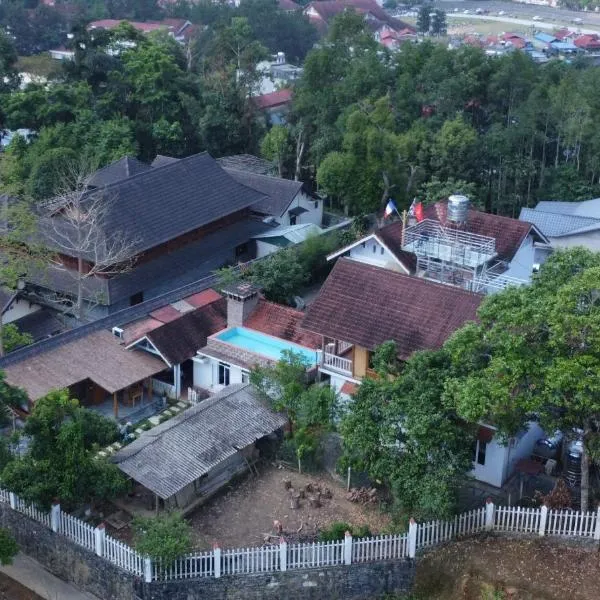 辉川民寄，位于Nam Liên的酒店