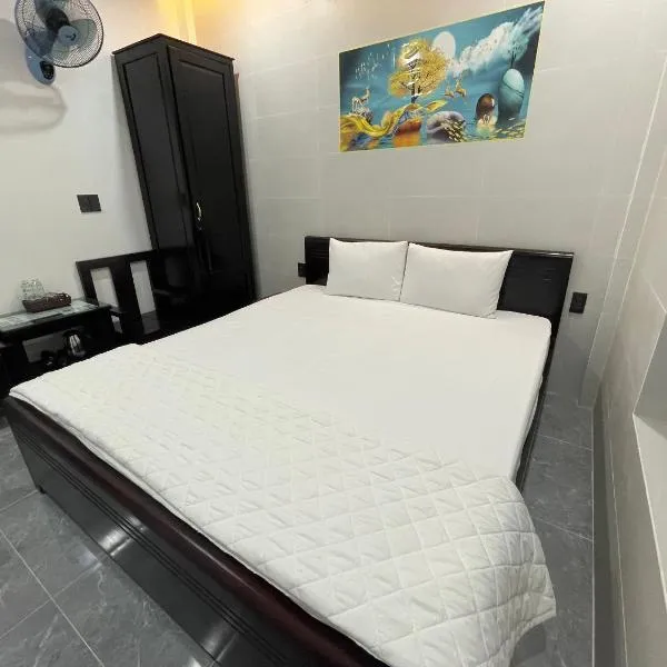 Hung Thinh Motel，位于洞海的酒店
