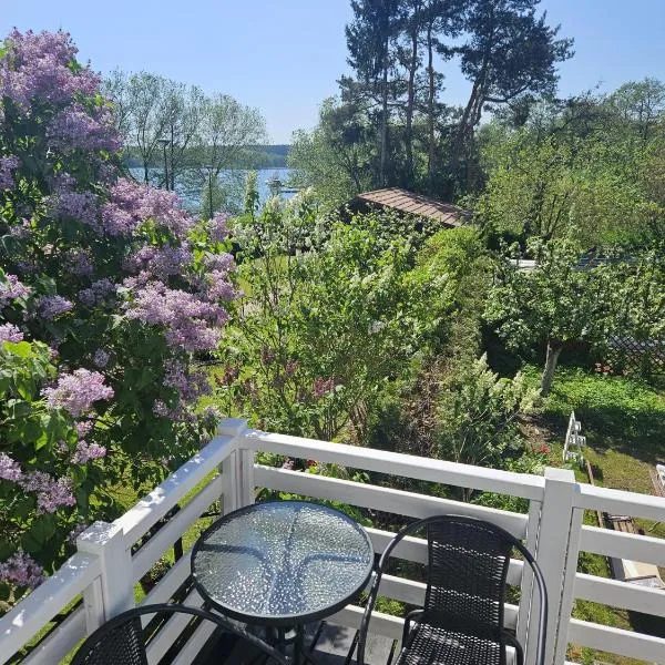 Apartament nad jeziorem Ukiel，位于奥尔什丁的酒店
