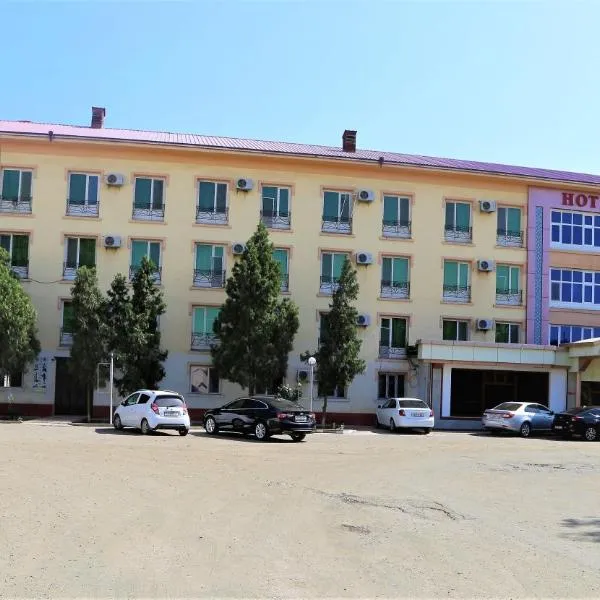 URGANCH Hotel，位于乌尔根奇的酒店