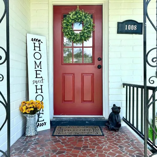 Farm-style Ocala Home，位于奥卡拉的酒店