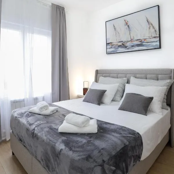 Airport Belgrade Apartments，位于Surčin的酒店