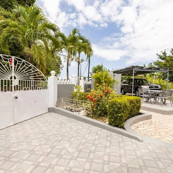 HouseSleeps3-SeaView-Ac-Parking-2Br-NearBlueLagoon，位于安东尼奥港的酒店