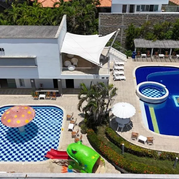 Hotel La Fragata，位于科韦尼亚斯的酒店