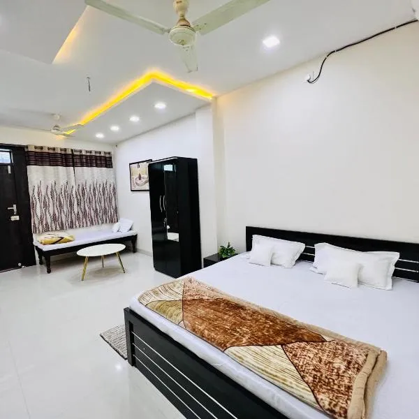 AP Suite - Full Luxury Villa，位于Sānwer的酒店