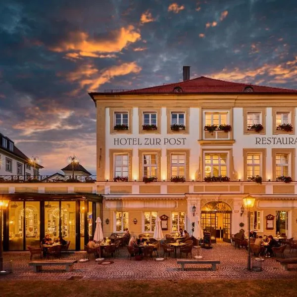 Hotel Zur Post Altötting，位于Polling的酒店