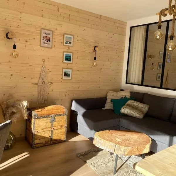 Appartement au pied des pistes à Chantemerle，位于圣沙夫雷的酒店