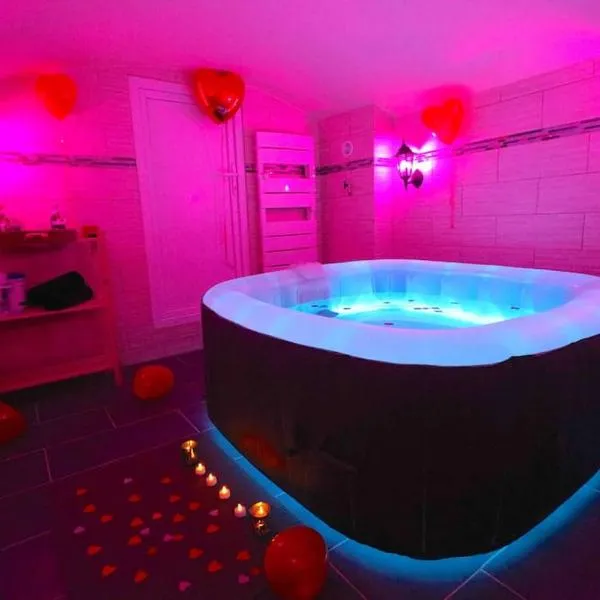 Expérience INSOLITE Love Room & ESCAPE GAME，位于Lizy-sur-Ourcq的酒店