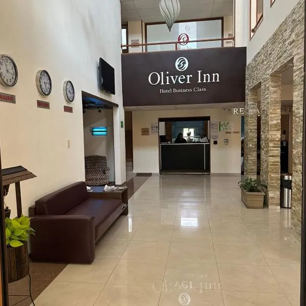 奥利弗酒店 - 商务级，位于El Batán的酒店