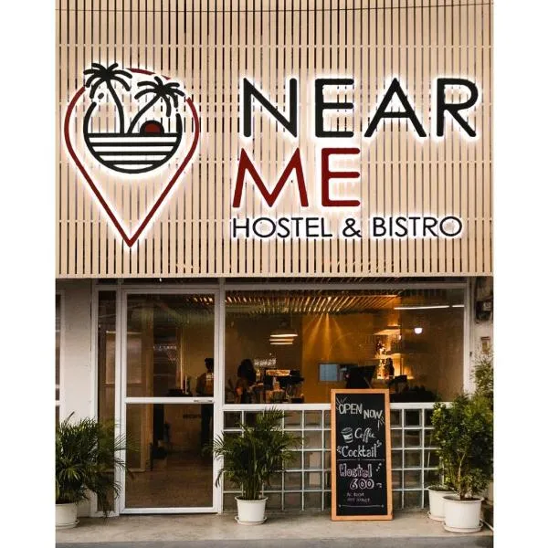 Near Me hostel and bistro，位于涛岛的酒店