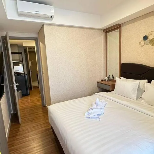 goldcoast studio europe sofabed wifi netflix，位于雅加达的酒店
