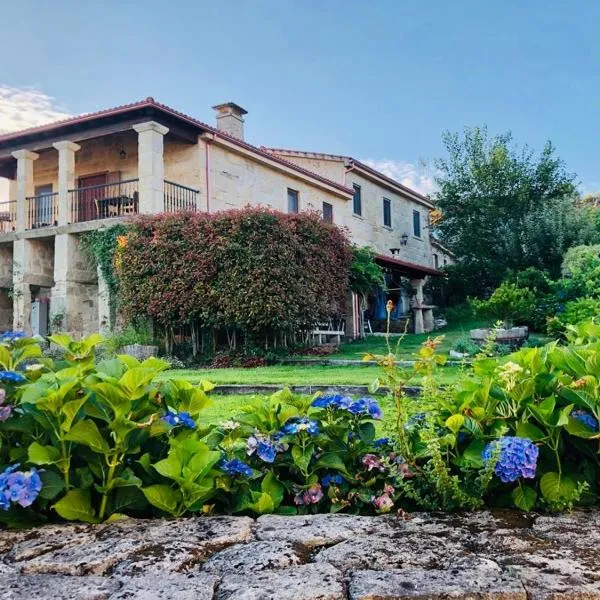 阿罗雅米奥托帕索斯旅馆，位于Casarellos的酒店