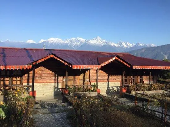 Mt.Narsing Village Resort，位于拉瓦格拉的酒店