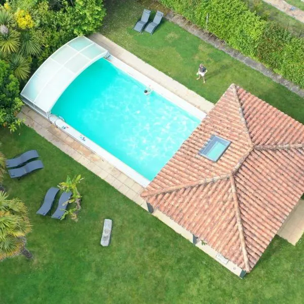 Chambre d'hôte BALI，位于永河畔拉罗什的酒店