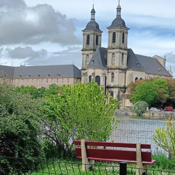 Le gîte des Prémontrés，位于Blénod-lès-Pont-à-Mousson的酒店