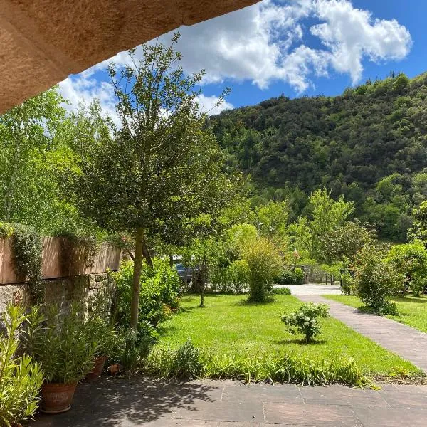 Picos de Europa Suites and Rooms，位于图里恩奥的酒店