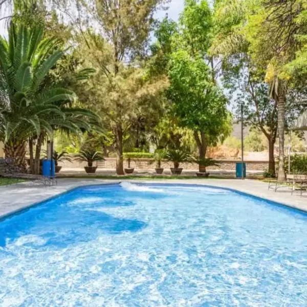 Hotel EL Porvenir，位于Tunas Blancas的酒店