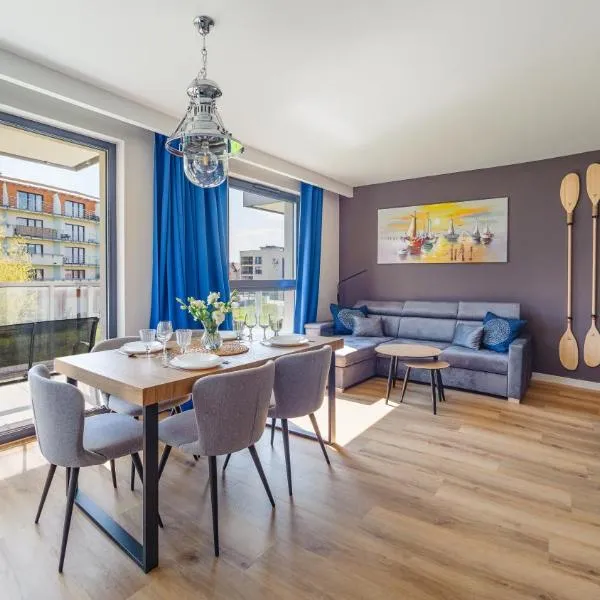 Apartamenty delux Sun & Snow Kaszubska Bryza ll w centrum, blisko plaży i molo，位于赫尔的酒店