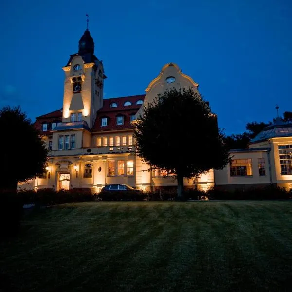 Bernsteinschloss，位于Wendorf的酒店