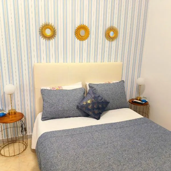 MAR ROSA, estacionamento gratuito，位于纳扎雷的酒店