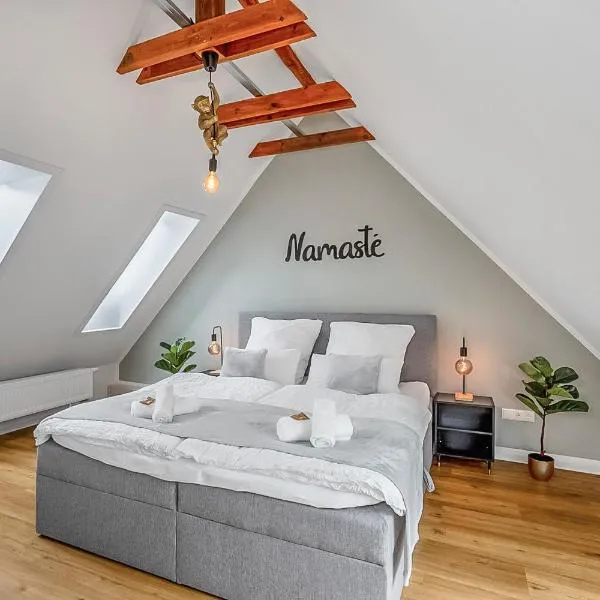 NAMASTÉ Homes - Ferienwohnung - Altstadt - 2 Schlafzimmer，位于巴特温茨海姆的酒店