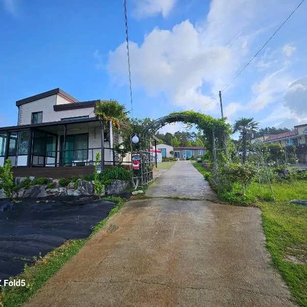Yonghyun's house，位于Wando的酒店