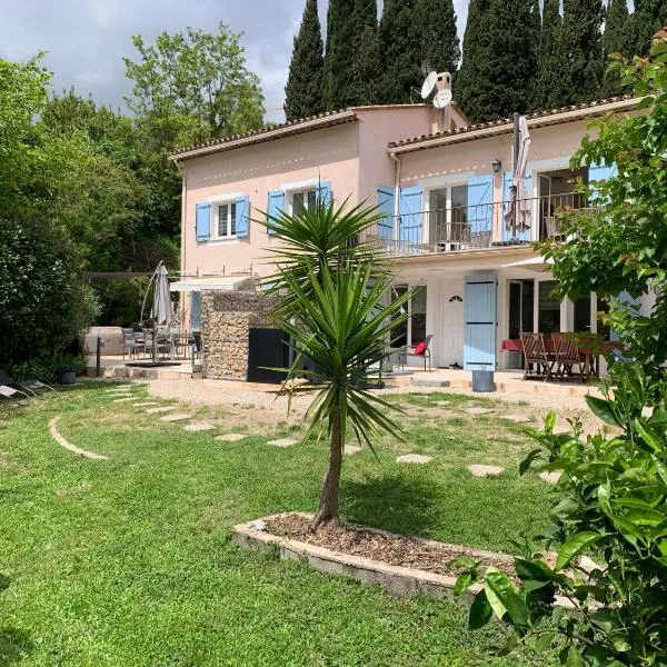 LUVA d'Azur, Rez de villa LE RIOU - LE VALLON，位于Le Bar-sur-Loup的酒店
