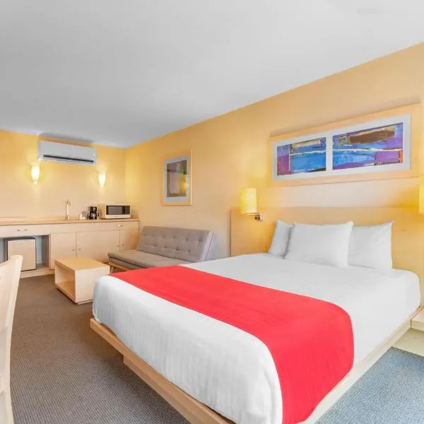 克夫雷贡城市快捷酒店，位于奥夫雷贡城的酒店