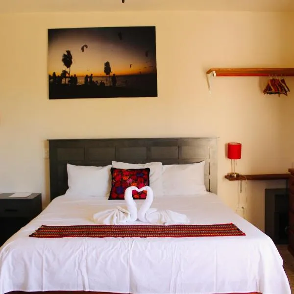 Ikarus Costa Mujeres Eco Lodge Sunset View，位于女人岛的酒店