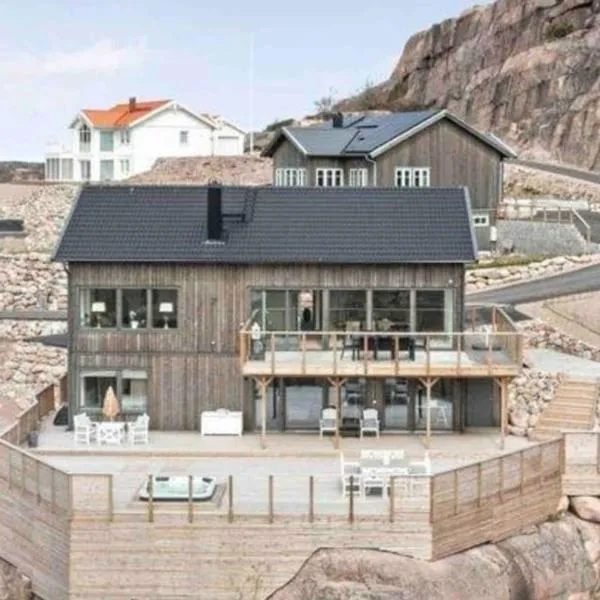 Villa Blomberg，位于Bovallstrand的酒店