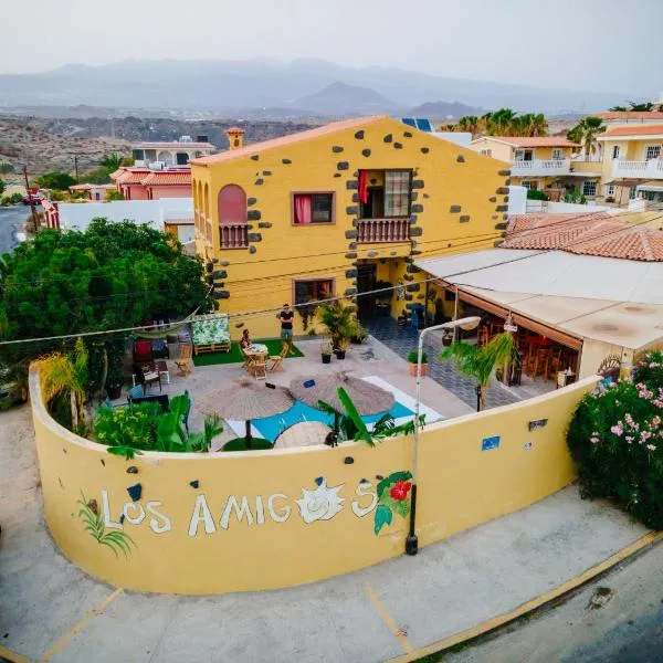 Hostel Los Amigos by Youroom，位于La Mareta的酒店