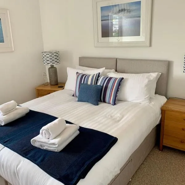 'Dartmouth View' appartment in Kingswear，位于金斯韦尔的酒店