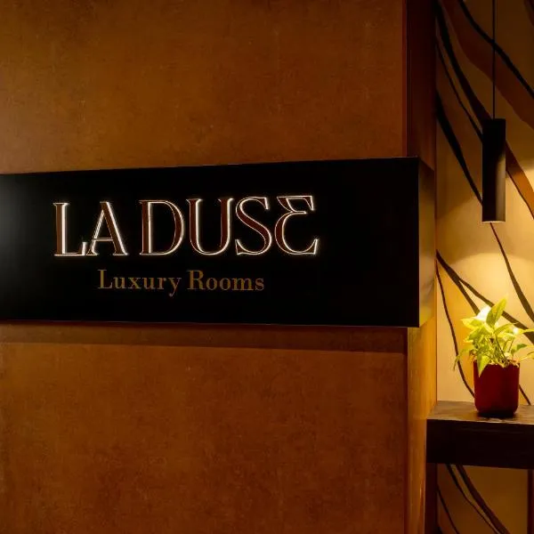 La Duse Luxury Rooms，位于佩斯卡拉的酒店