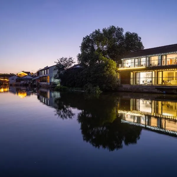 Tongli Slowlife River View Inn，位于Chenmuzhen的酒店