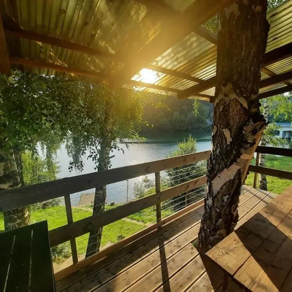 Útulná chatka pri vode v čarokrásnej prírode，位于Košické Hámre的酒店