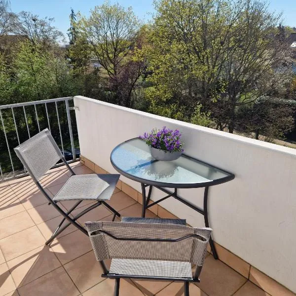 Comfortable and ideal for Frankfurt and surrounding area，位于默费尔登-瓦尔多夫的酒店