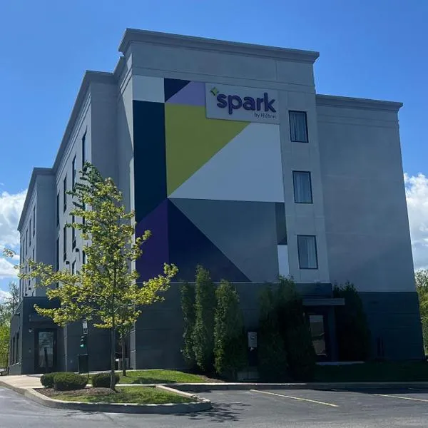 Spark by Hilton Erie，位于伊利的酒店