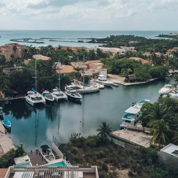 Brand new Studios and Apartments，位于阿文图拉斯港的酒店