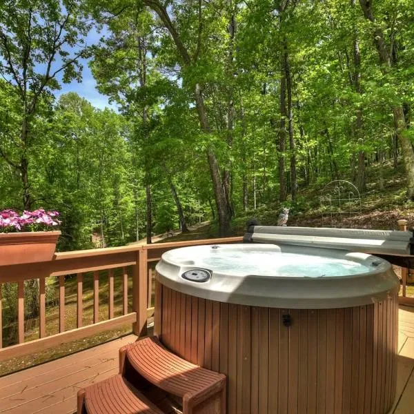 Goldfinch Rustic - Retreat w Hot Tub& Fire Pit,位于埃利杰的酒店