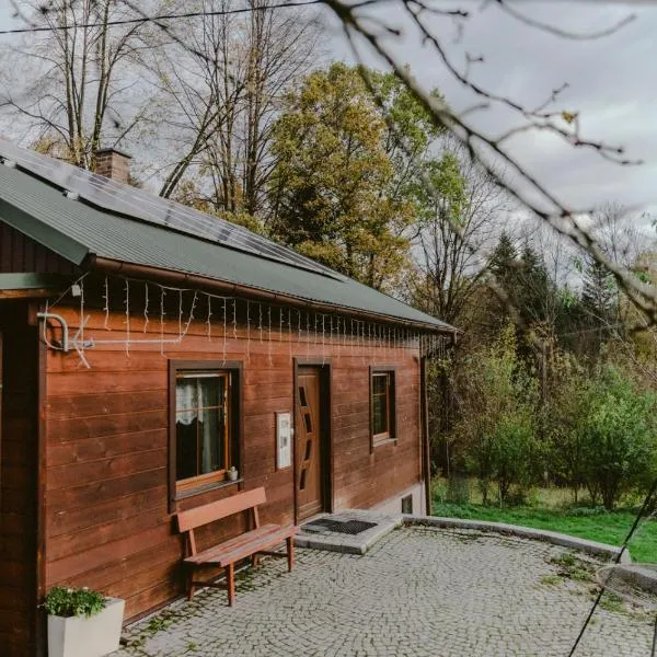Drewniany domek na wynajem Beskid Wyspowy，位于利马诺瓦的酒店