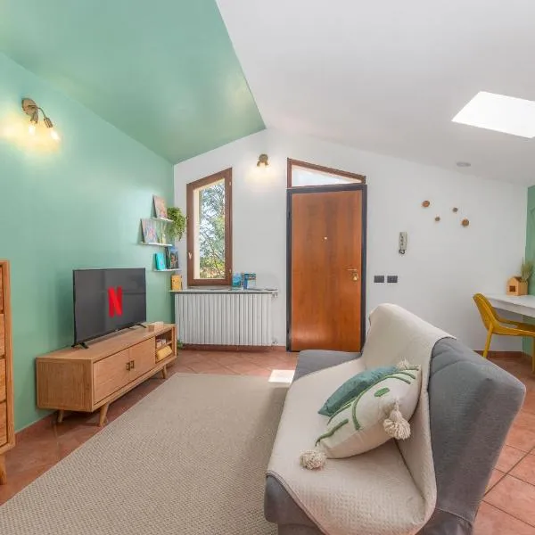 Villa Frida, New Apartment Como&Milano，位于Vertemate的酒店