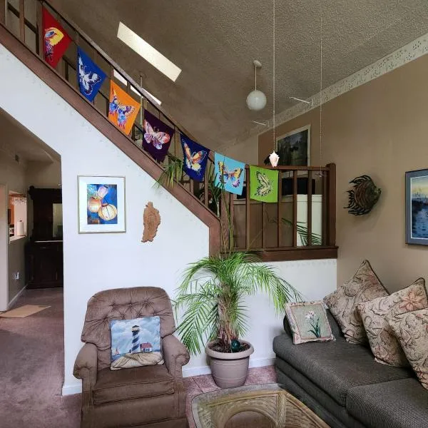 Massanutten Resort Home - Quiet, Convenient, Family- and Pet-Friendly，位于马萨纳滕的酒店