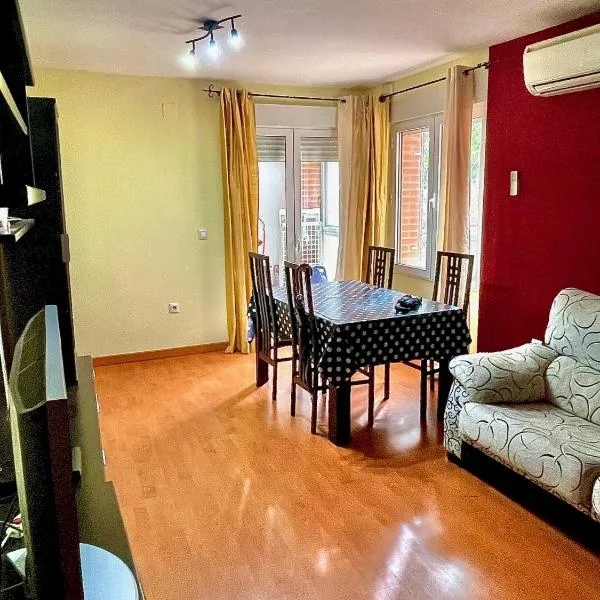 Acogedor piso en Puertollano，位于普埃托利亚诺的酒店