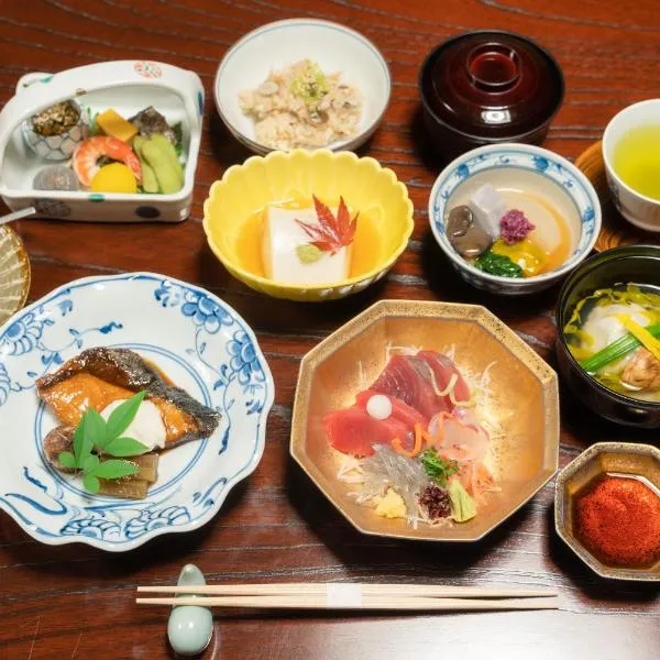 Kappo Ryokan Uoichi，位于岛田的酒店