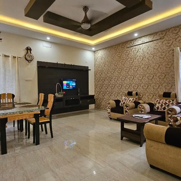 SHI's Vilva 3BHK AC Villa in Coimbatore，位于哥印拜陀的酒店