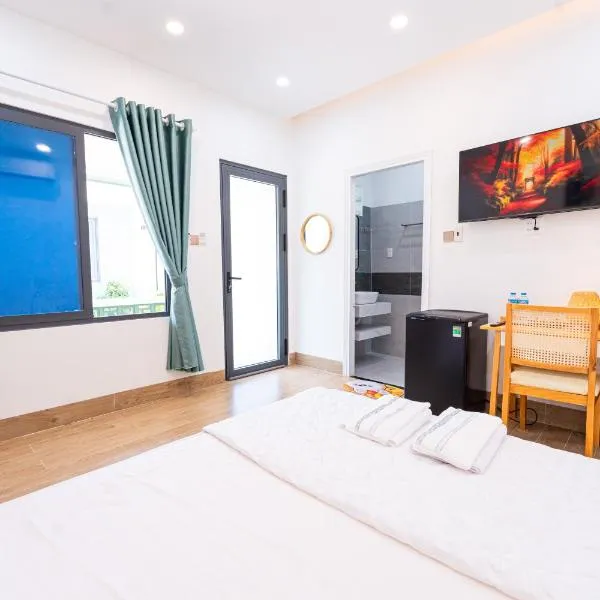 Nine Homestay，位于芹苴的酒店